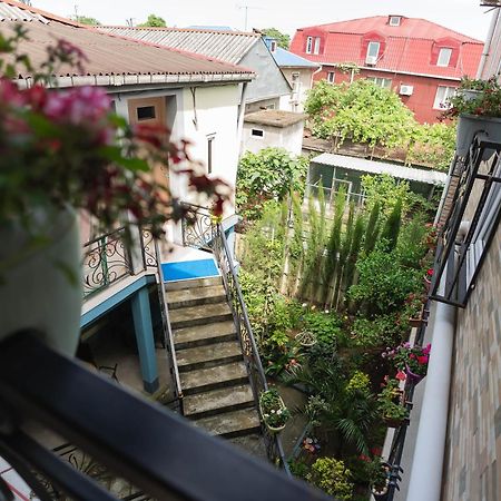 Guest House Ocean Force 바투미 외부 사진