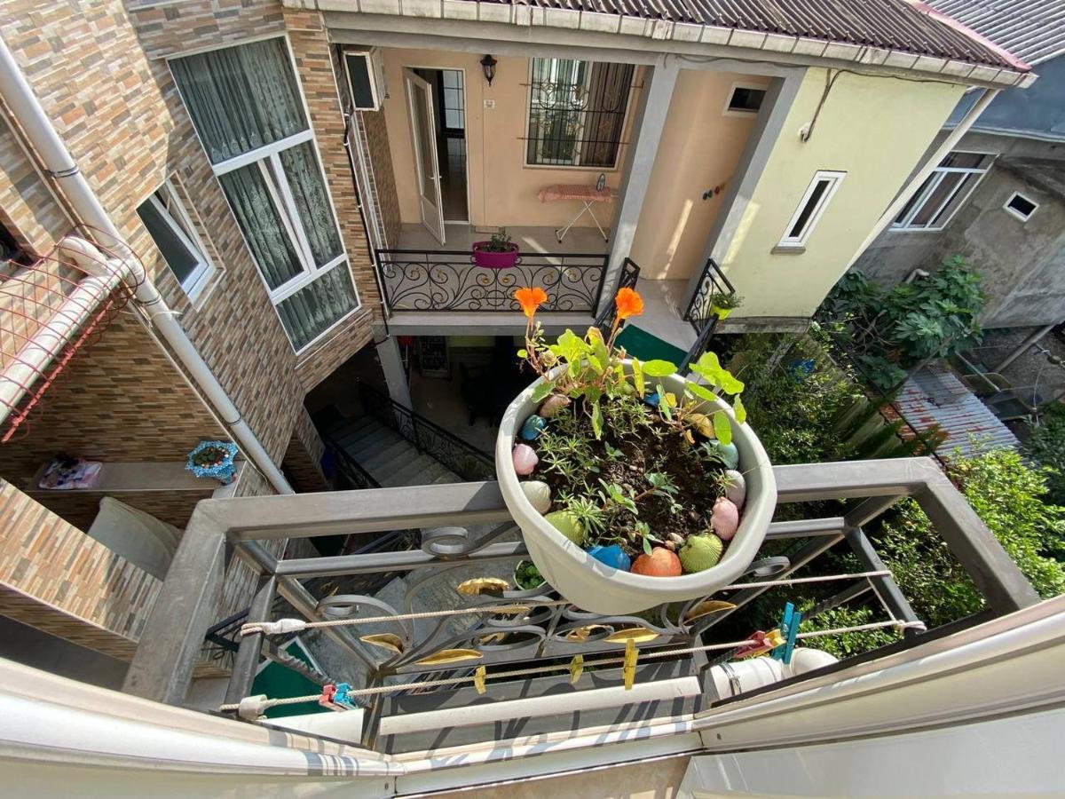 Guest House Ocean Force 바투미 외부 사진
