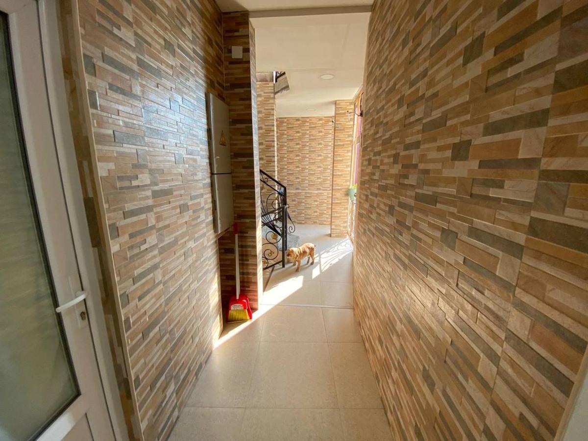 Guest House Ocean Force 바투미 외부 사진