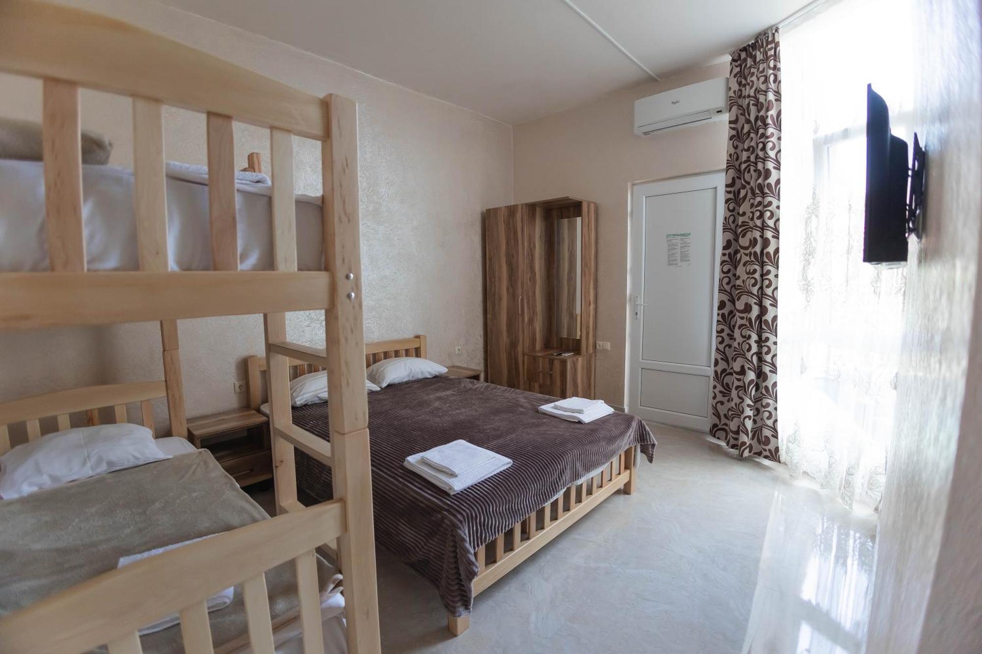 Guest House Ocean Force 바투미 외부 사진